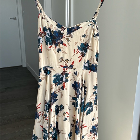 Aritzia Talula mini sundress - Picture 1 of 7